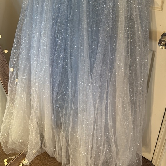 MAC DUGGAL
Blue Glitter One-Shoulder Ombre Gown with Bow - Picture 6 of 13